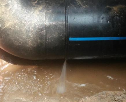 桃城楼顶渗水维修公司为大家分享下桃城卫生间漏水维修修补技术!